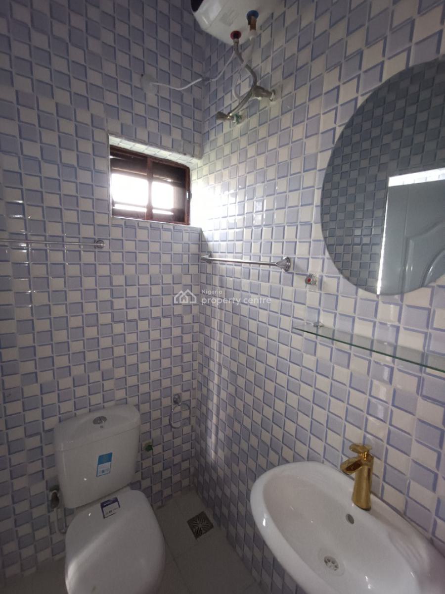 a Standard 2bedroom Flat, Opposite The Patron Before Novare Shoprite Ajah, Lekki Phase 2, Lekki, Lagos, Flat / Apartment for Rent