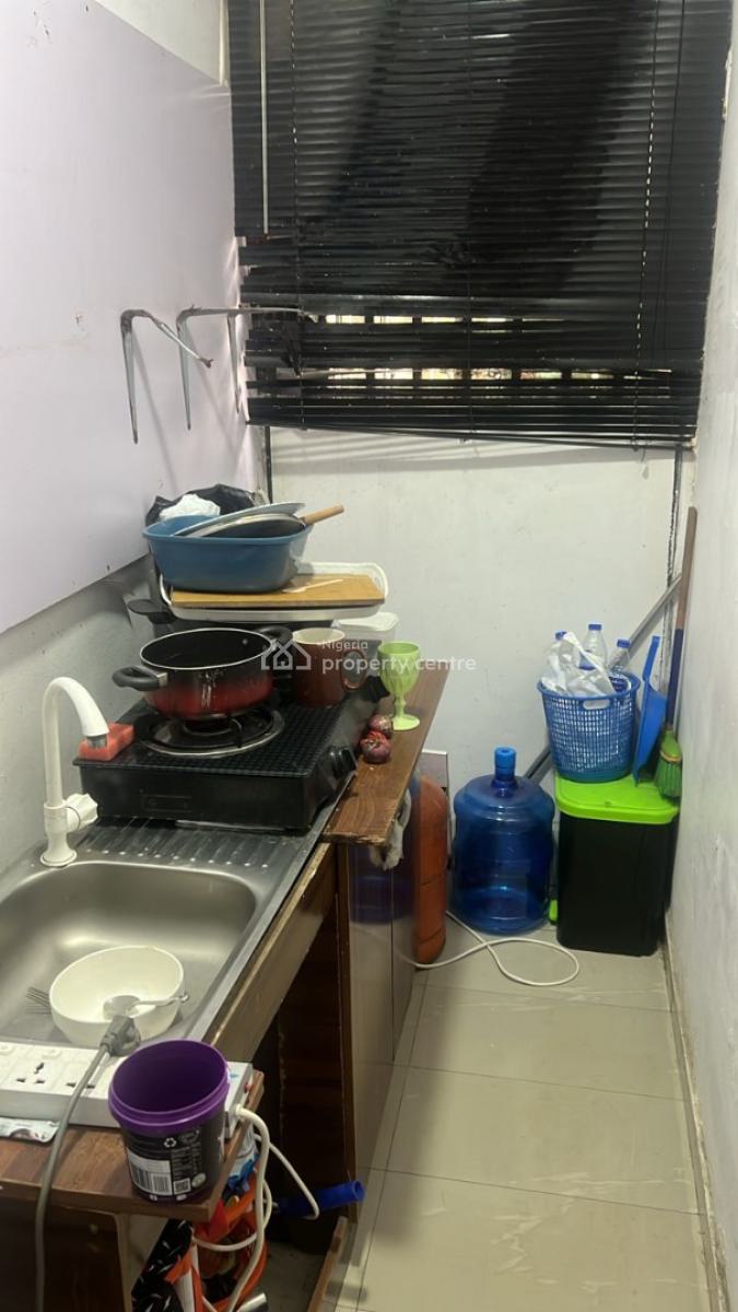 Precious Bq with Personal Kitchen Available, Royal Garden, Ikate, Lekki, Lagos, Self Contain (single Rooms) for Rent