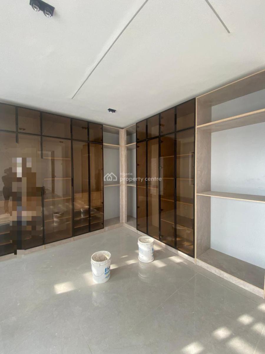 Spacious 6-bedroom Fully Detached Duplex with Bq, Lekki Phase 1, Lekki, Lagos, Detached Duplex for Sale