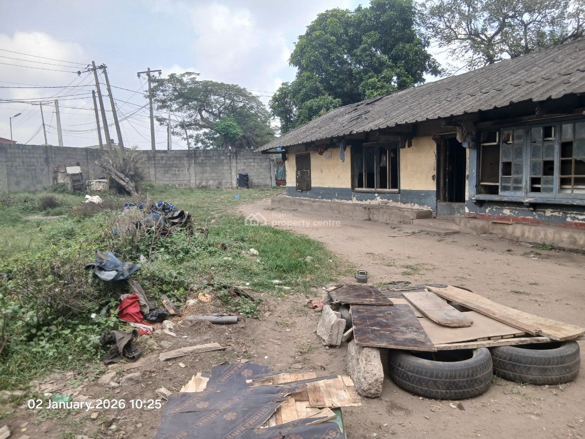 a  Well Located Land for Lease, Jibowu, Yaba, Lagos, Land for Rent