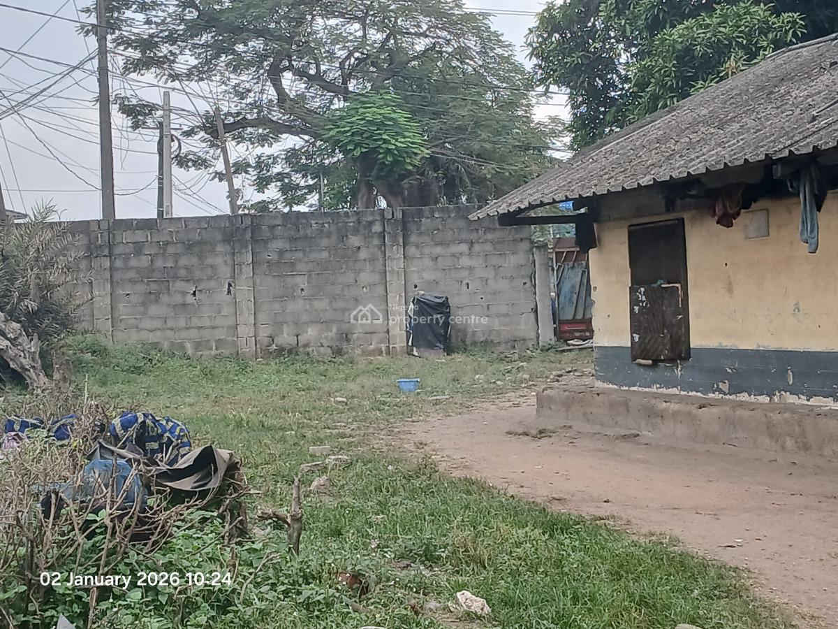 a  Well Located Land for Lease, Jibowu, Yaba, Lagos, Land for Rent