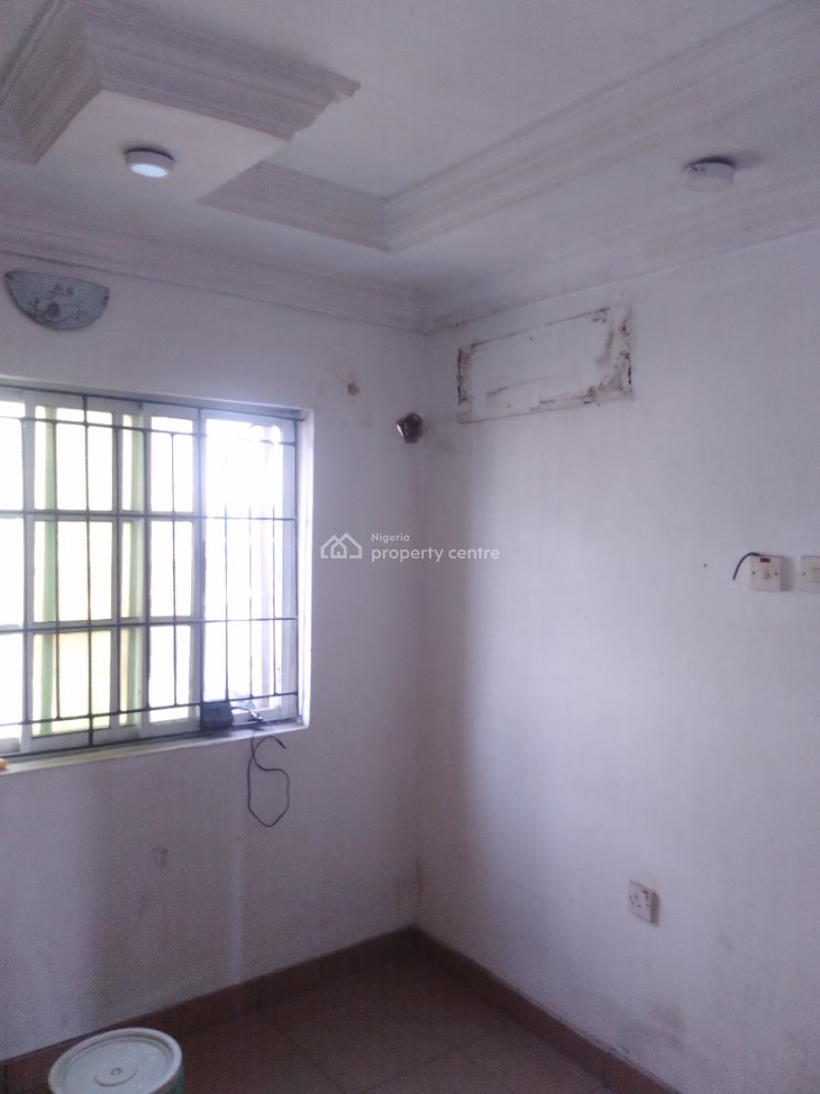 Miniflat Upstairs, Off Gbara Street, Jakande, Lekki, Lagos, Mini Flat (room and Parlour) for Rent