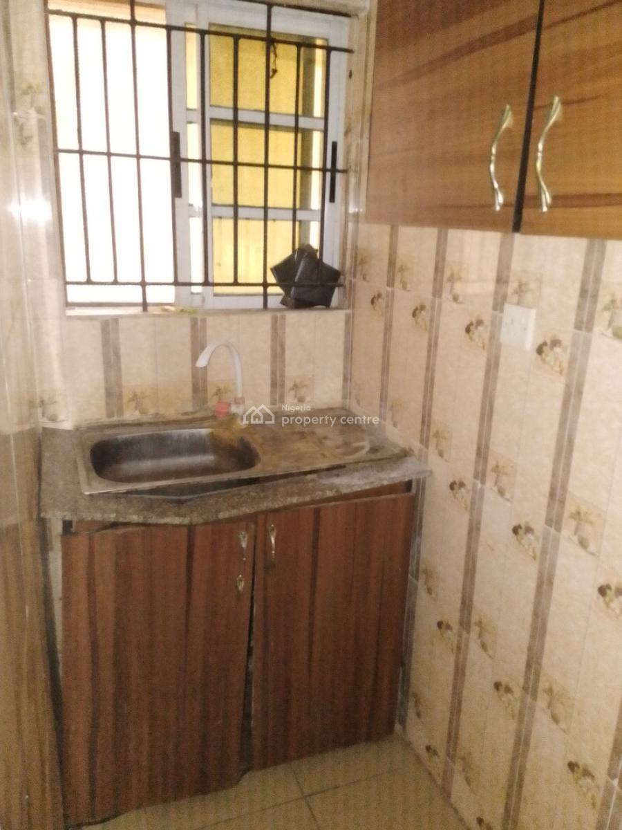 Miniflat Upstairs, Off Gbara Street, Jakande, Lekki, Lagos, Mini Flat (room and Parlour) for Rent