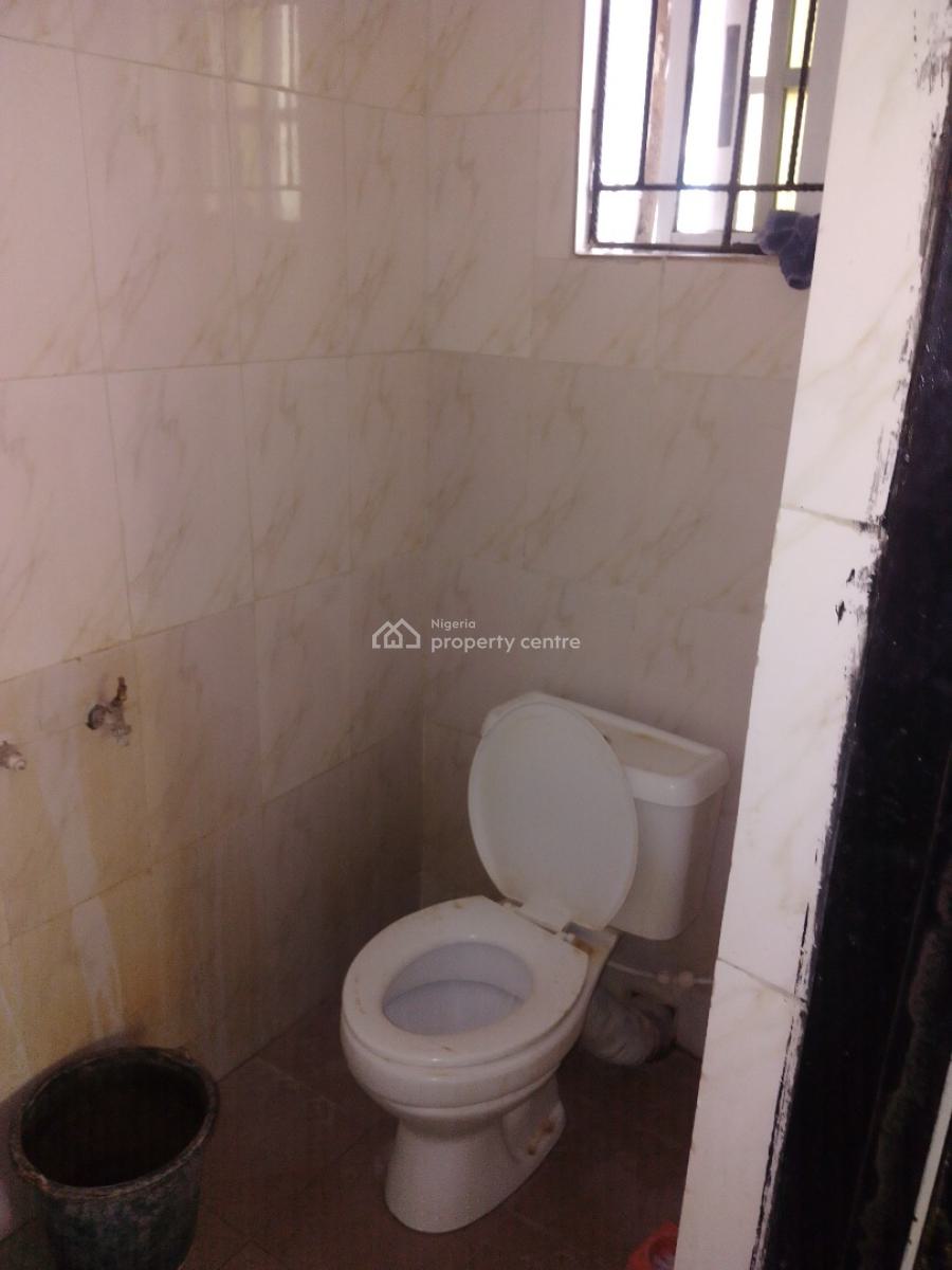 Miniflat Upstairs, Off Gbara Street, Jakande, Lekki, Lagos, Mini Flat (room and Parlour) for Rent