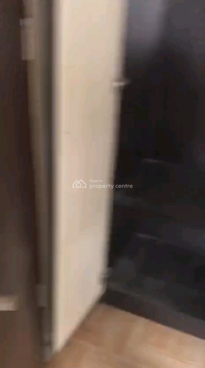 Decent and Spacious 2 Bedroom Upflat All Rooms En-suite, Off Yetunde Brown, Ifako, Gbagada, Lagos, Flat / Apartment for Rent