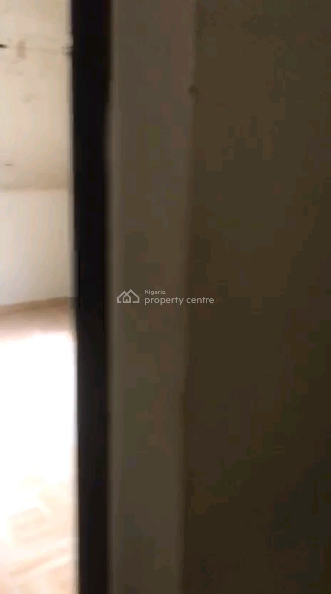 Decent and Spacious 2 Bedroom Upflat All Rooms En-suite, Off Yetunde Brown, Ifako, Gbagada, Lagos, Flat / Apartment for Rent