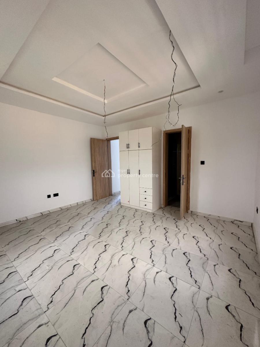 Fully Serviced Luxury Spacious 2 Bedroom Apartment with Pool and Gym, Ajah, Lagos, Flat / Apartment for Sale