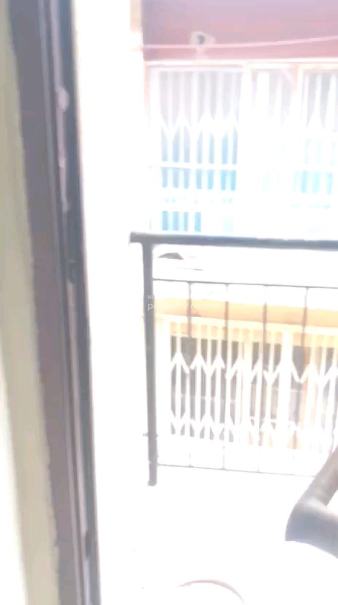 Decent and Spacious 2bedroom Upflat All Rooms En-suite, Off Yetunde Brown, Ifako, Gbagada, Lagos, Flat / Apartment for Rent