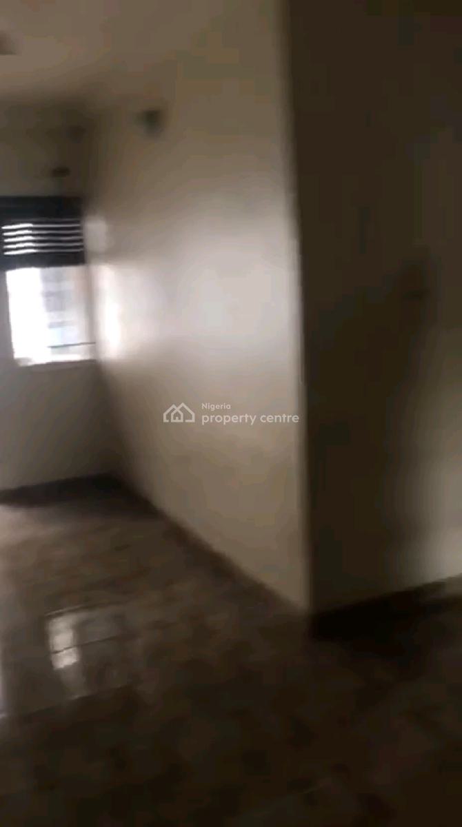 Decent and Spacious 2bedroom Upflat All Rooms En-suite, Off Yetunde Brown, Ifako, Gbagada, Lagos, Flat / Apartment for Rent