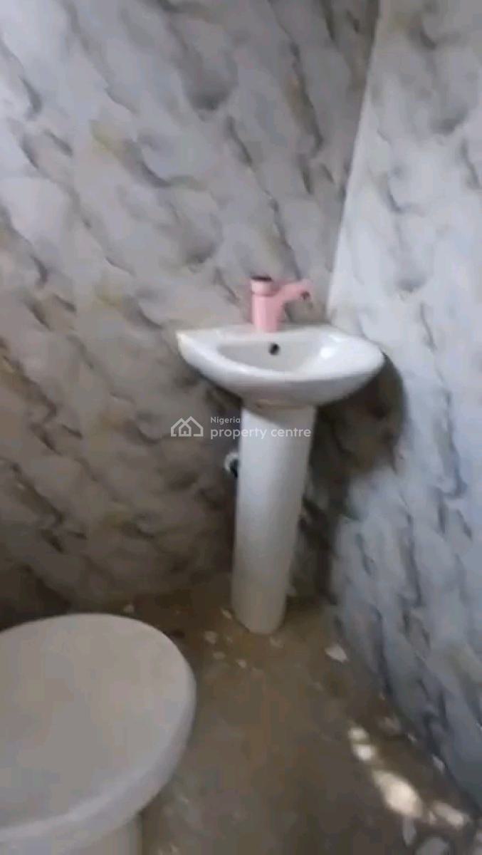 Newly Constructed 2-bedroom Flat with an En-suite Bathroom, Off Shakiru Adeoye, Ori-oke, Ogudu, Lagos, Flat / Apartment for Rent