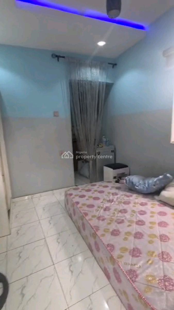 Spacious Self Contain, Abule Ijesha, Yaba, Lagos, Self Contain (single Rooms) for Rent