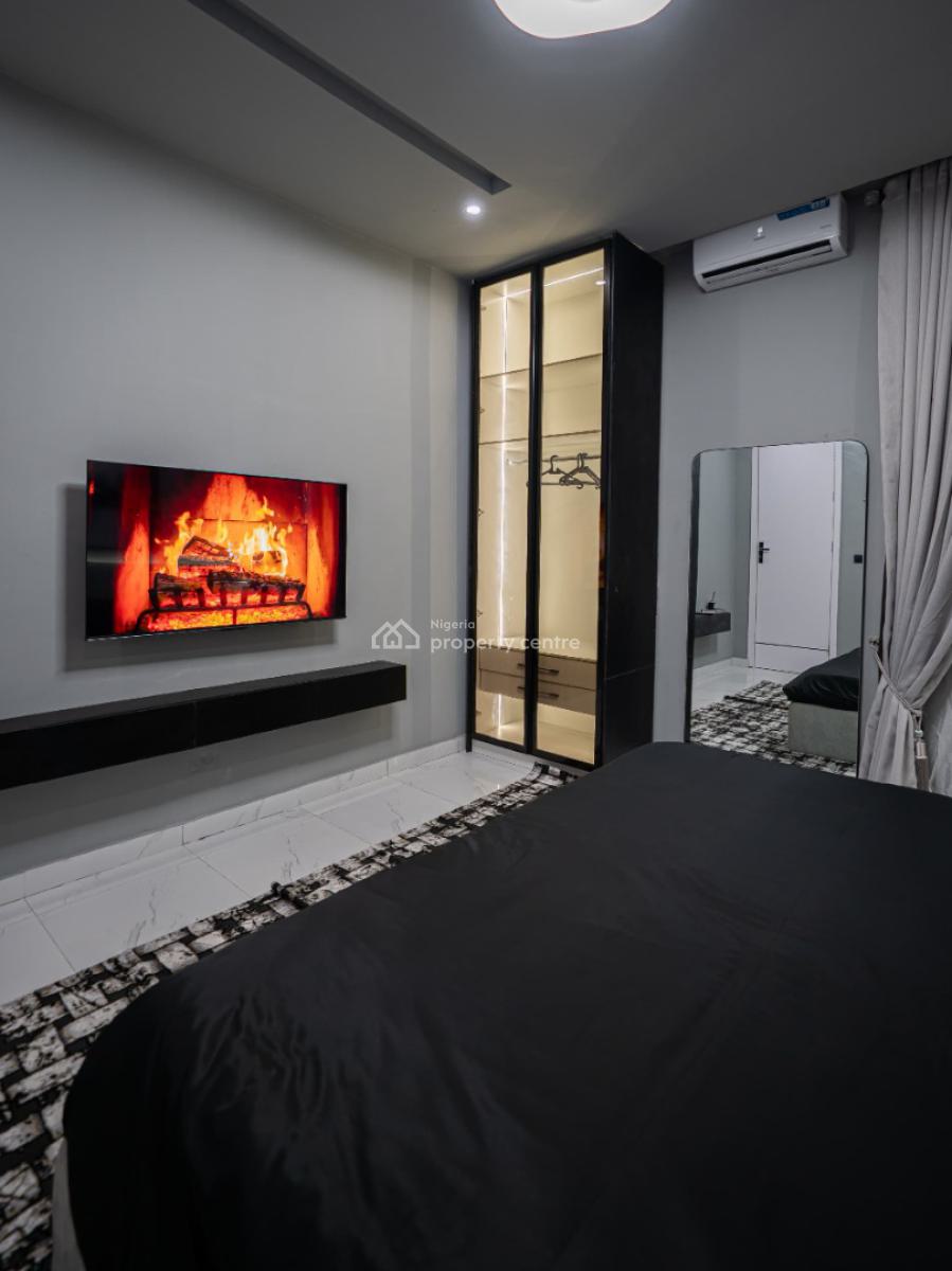 Unique & Cozy 2-bed Apartment W/all Shades of Deluxe Living, Freedom Way, Lekki Phase 1, Lekki, Lagos, Flat / Apartment Short Let
