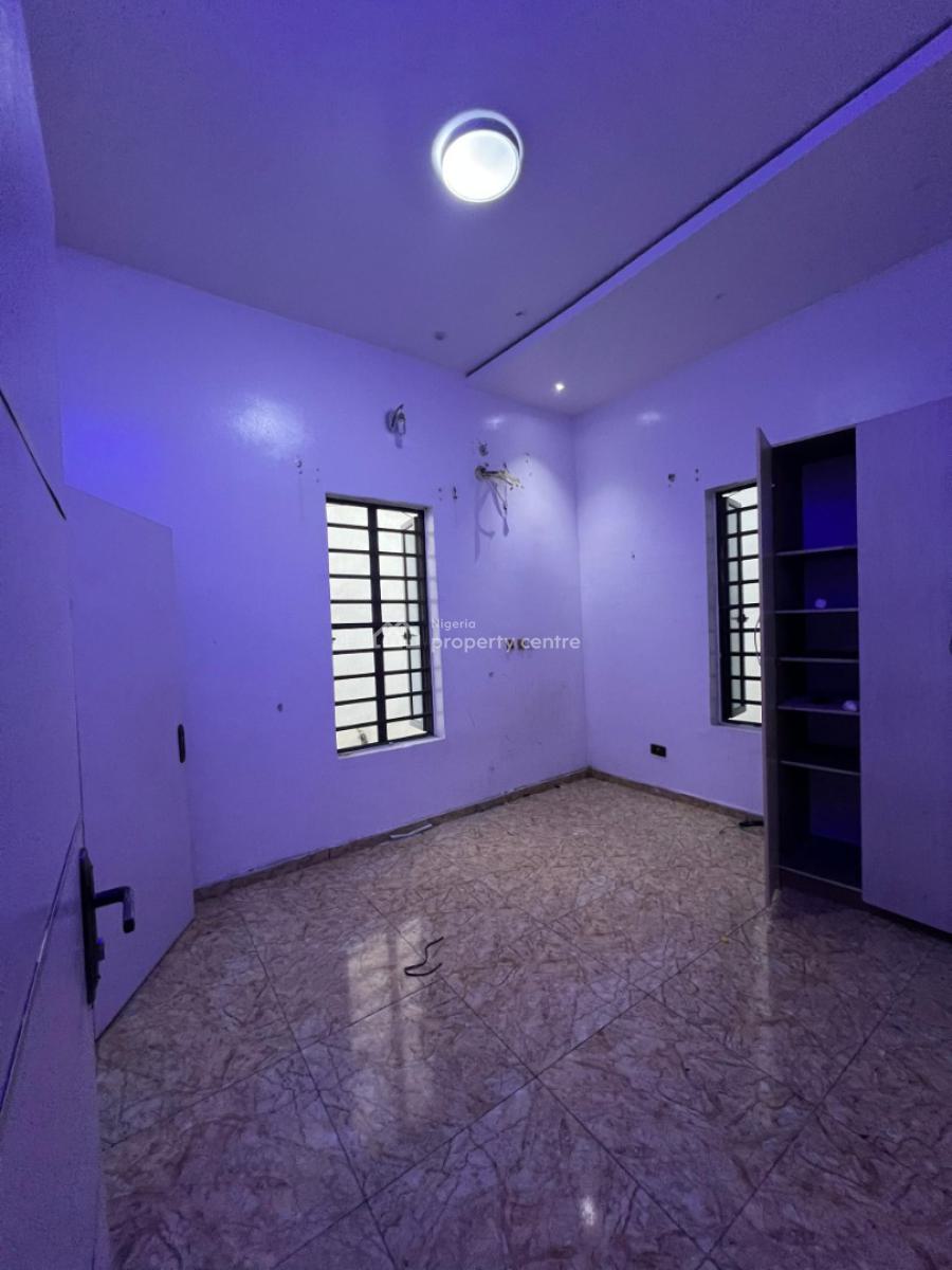 1 Bedroom Apartment, Royal Pine Estate, Orchid, Lekki, Lagos, Flat / Apartment for Rent
