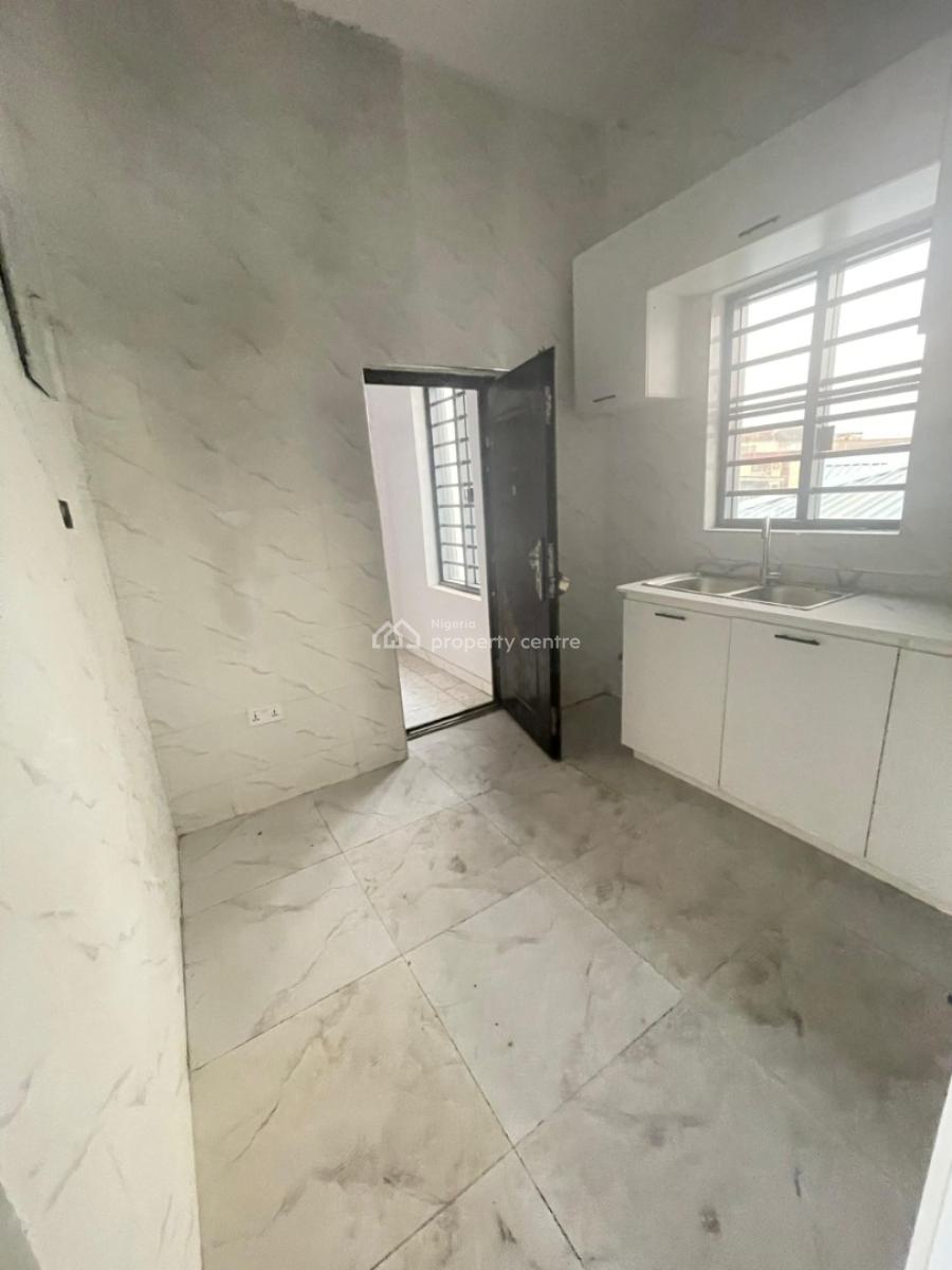 Very Nice Lovely Built 3 Bedroom Apartment in a Serene Neighborhood, Off Masha Road, Surulere, Lagos, Flat / Apartment for Sale