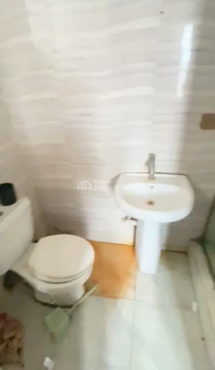 Nicely Maintained 4 Bedroom Fully Detached Duplex with a Bq, Ajiwe, Ajah, Lagos, Detached Duplex for Rent