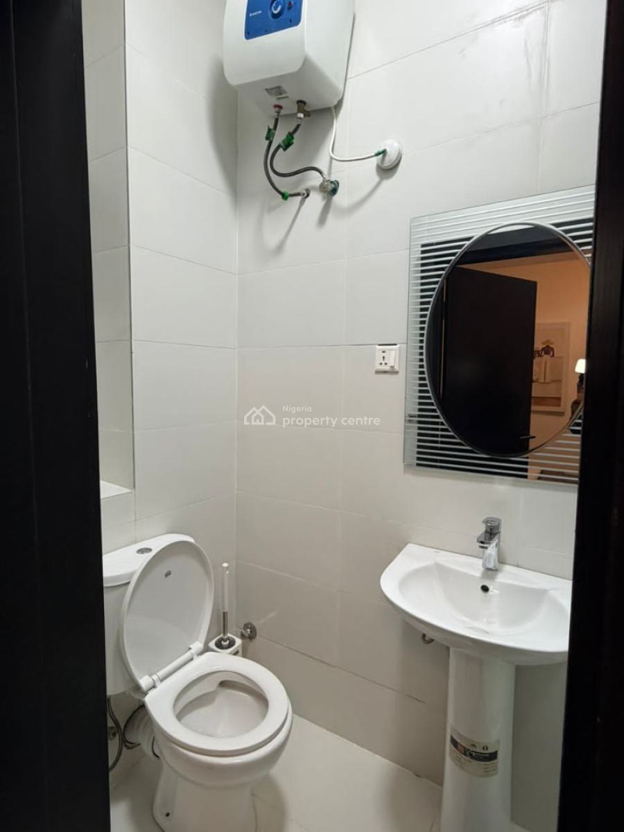 Beautiful 2 Bedroom Apartment, Maben Estate, Chevron, Lekki Phase 2, Lekki, Lagos, Flat / Apartment Short Let