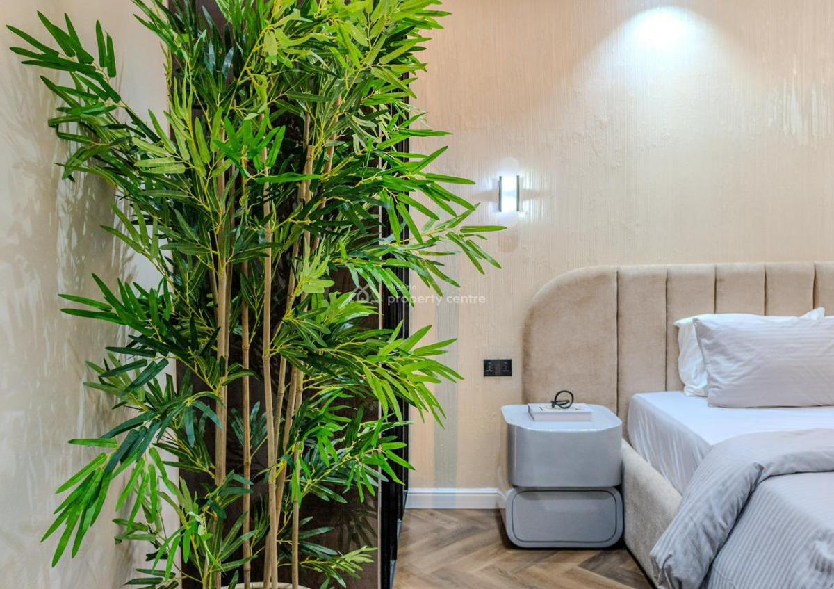 Luxury 3-bedroom Apartment W/pool, Ps5 and More, Lekki Phase 1, Lekki, Lagos, Flat / Apartment Short Let