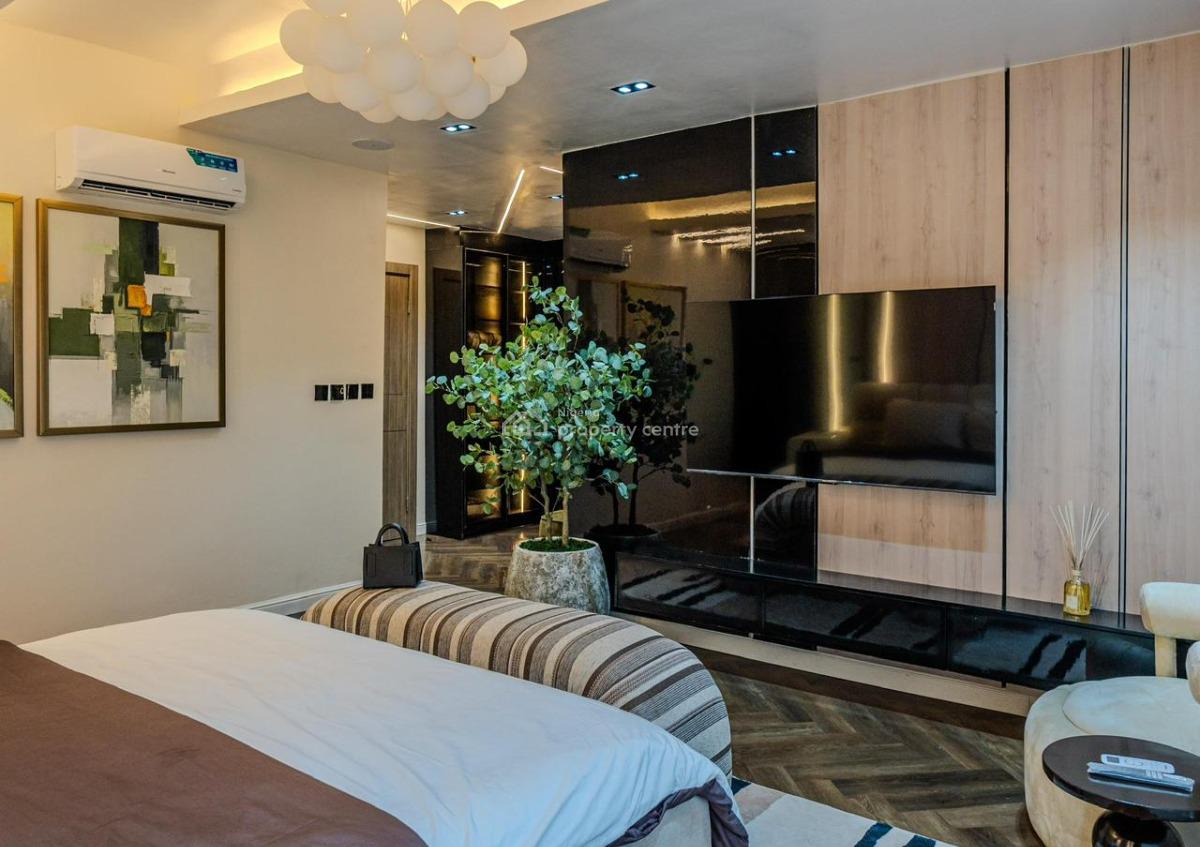 Luxury 3-bedroom Apartment W/pool, Ps5 and More, Lekki Phase 1, Lekki, Lagos, Flat / Apartment Short Let
