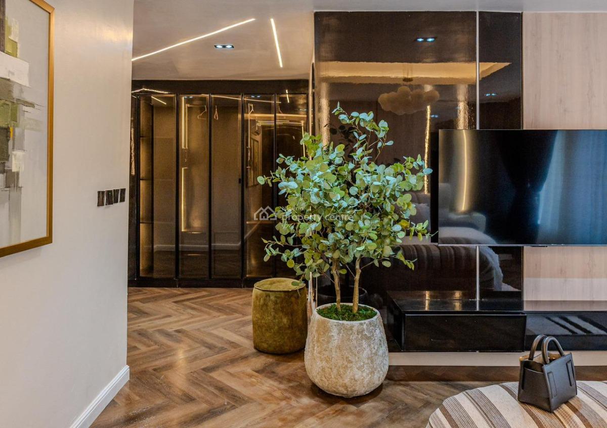 Luxury 3-bedroom Apartment W/pool, Ps5 and More, Lekki Phase 1, Lekki, Lagos, Flat / Apartment Short Let