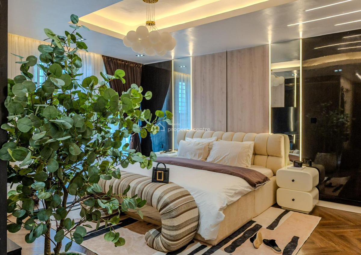 Luxury 3-bedroom Apartment W/pool, Ps5 and More, Lekki Phase 1, Lekki, Lagos, Flat / Apartment Short Let