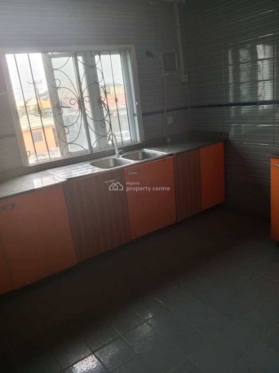 Clean 2 Bedroom Flat Apartment in an Estate, Sangotedo, Ajah, Lagos, Flat / Apartment for Rent
