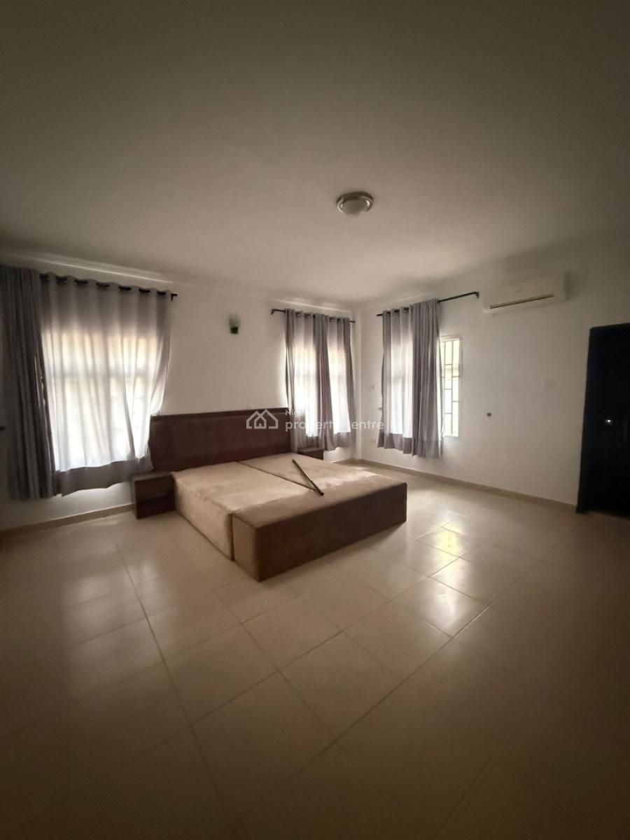 Fully Serviced Furnished 3 Bedroom, Lekki Phase One Adjacent Renee Mart, Lekki, Lagos, Flat / Apartment for Rent