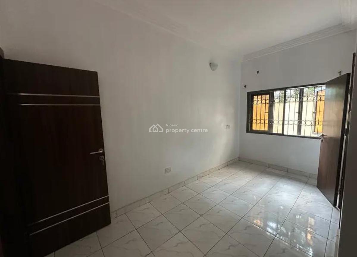 Excellent Spacious 3 Bedroom Apartment, Lekki Phase 1, Lekki, Lagos, Flat / Apartment for Rent