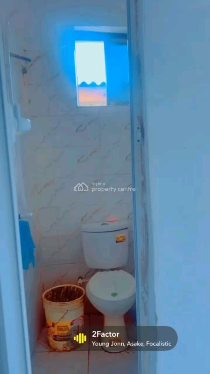 Standard and Executive 2 Bedroom Fla, Oyadiran Estate, Sabo, Yaba, Lagos, Flat / Apartment for Rent