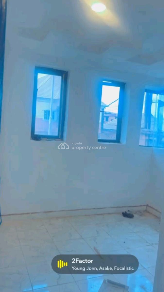 Standard and Executive 2 Bedroom Fla, Oyadiran Estate, Sabo, Yaba, Lagos, Flat / Apartment for Rent