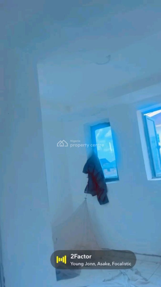 Standard and Executive 2 Bedroom Flat, Oyadiran Estate, Sabo, Yaba, Lagos, Flat / Apartment for Rent