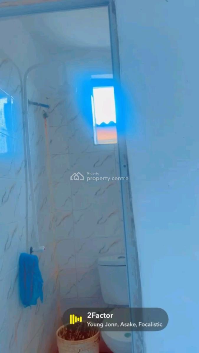 Standard and Executive 2 Bedroom Flat, Oyadiran Estate, Sabo, Yaba, Lagos, Flat / Apartment for Rent