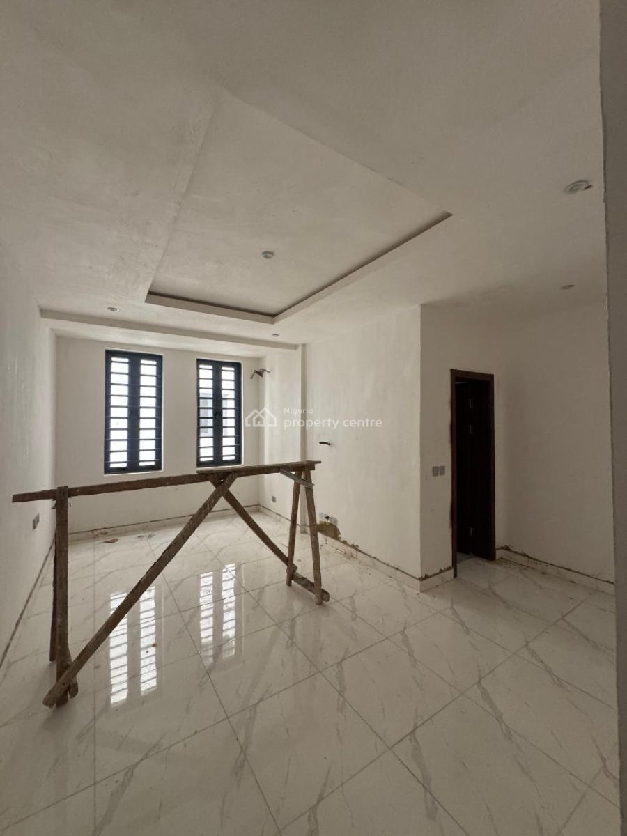 Well Build 2bedroom Apartment, Ikate, Lekki, Lagos, House for Sale