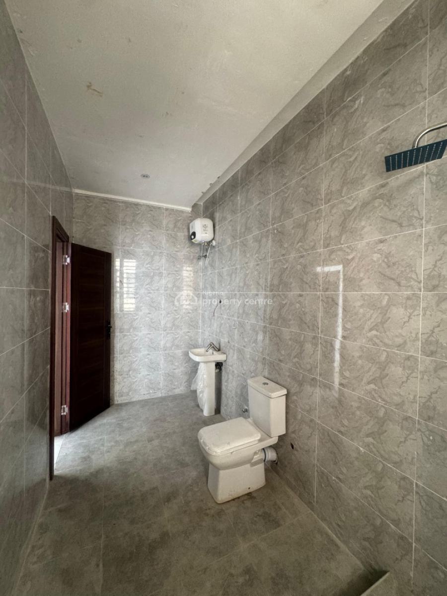 Well Build 2bedroom Apartment, Ikate, Lekki, Lagos, House for Sale