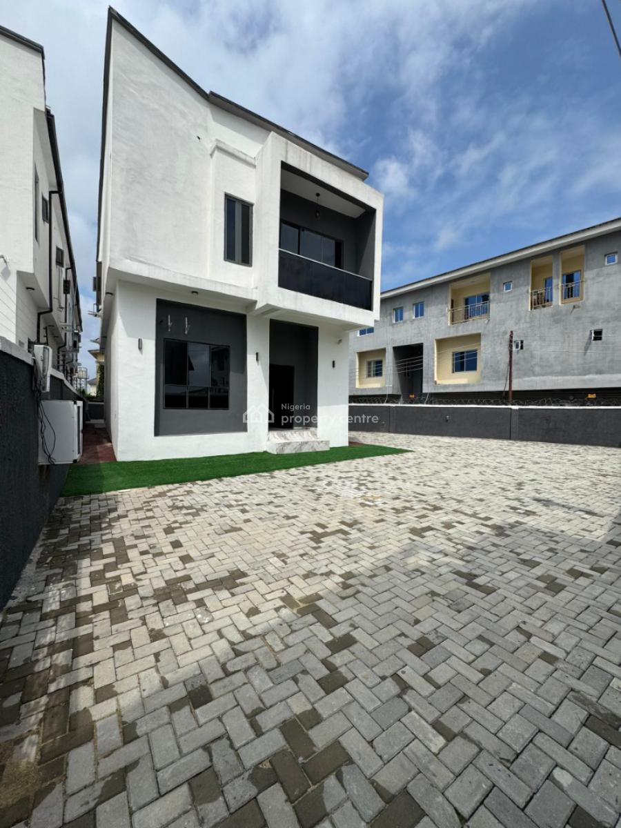 Spacious 4 Bedroom Fully Detached Duplex, General Paint, Ajah, Lagos, Detached Duplex for Sale