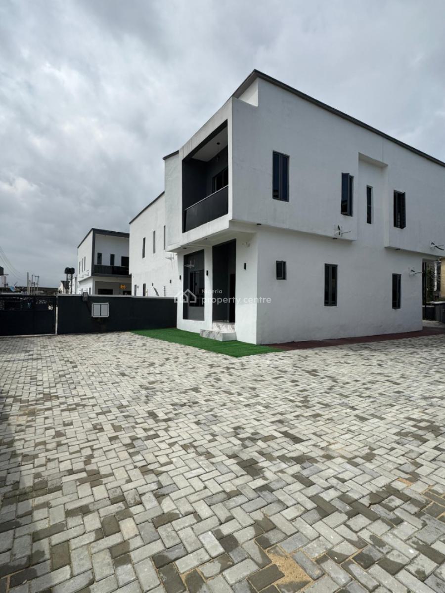 Spacious 4 Bedroom Fully Detached Duplex, General Paint, Ajah, Lagos, Detached Duplex for Sale