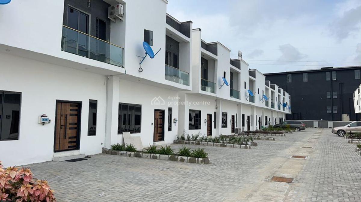 Beautiful Specious 3 Bedroom Terrace Duplex, Ologolo, Lekki, Lagos, Terraced Duplex for Sale