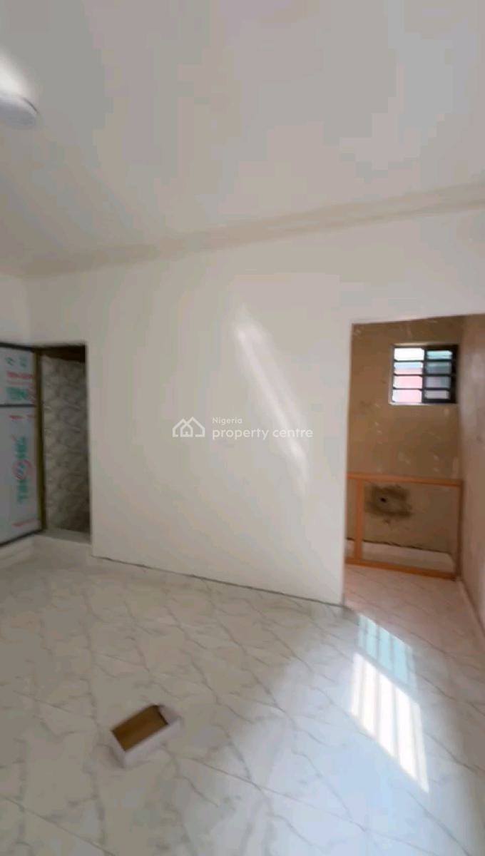a Newly Built and Standard Studio Apartment, Upstairs, Pedro, Gbagada, Lagos, Self Contain (single Rooms) for Rent