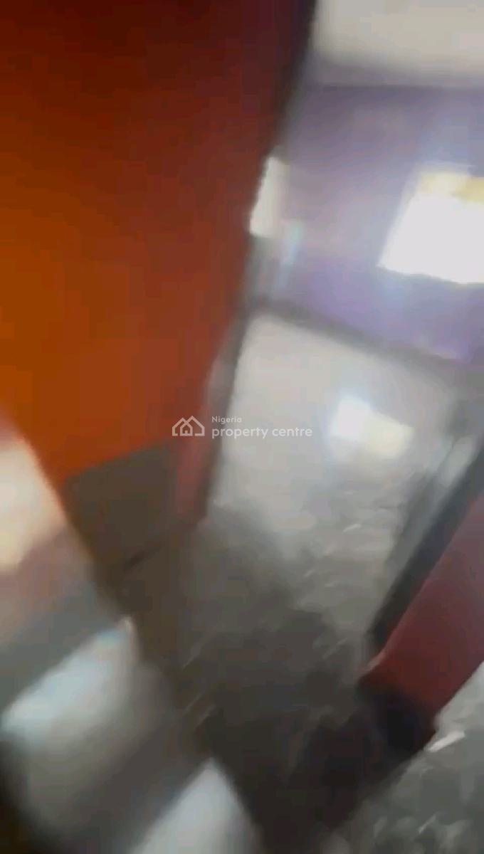 3 Bedroom Flat ( Renovation Going on) with 3 Toilets & 2 Baths, Alagomeji, Yaba, Lagos, Flat / Apartment for Rent