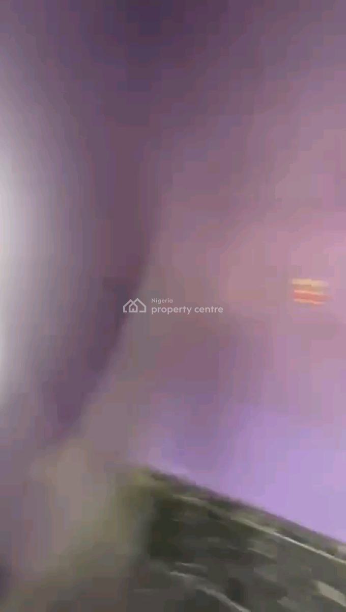 3 Bedroom Flat ( Renovation Going on) with 3 Toilets & 2 Baths, Alagomeji, Yaba, Lagos, Flat / Apartment for Rent