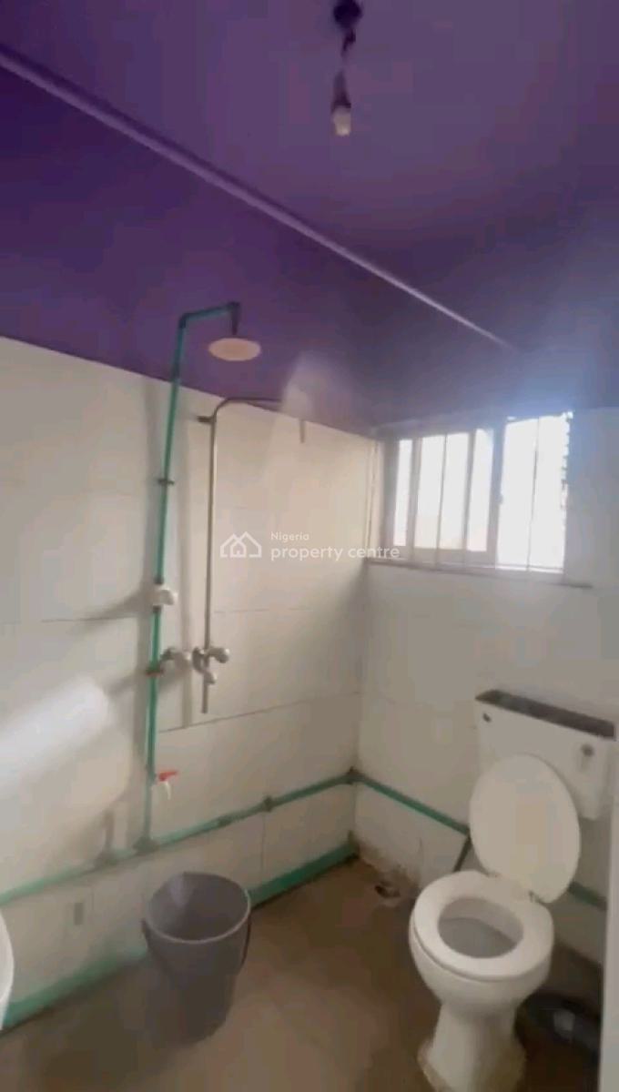 3 Bedroom Flat ( Renovation Going on) with 3 Toilets & 2 Baths, Alagomeji, Yaba, Lagos, Flat / Apartment for Rent