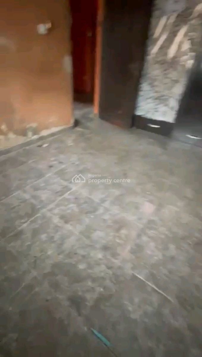 3 Bedroom Flat ( Renovation Going on) with  3toilets & 2 Baths, Alagomeji, Yaba, Lagos, Flat / Apartment for Rent