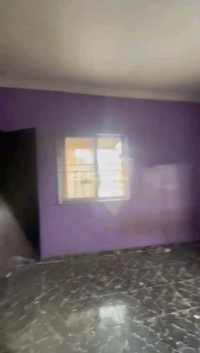 3 Bedroom Flat ( Renovation Going on) with  3toilets & 2 Baths, Alagomeji, Yaba, Lagos, Flat / Apartment for Rent
