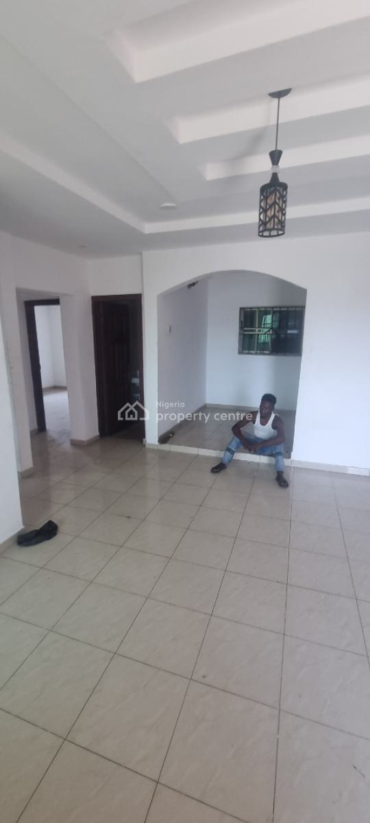 Well Maintained 2 Bedroom Flat, Tina Johnson Close Behind Coastal Road, Lekki, Lagos, Flat / Apartment for Rent