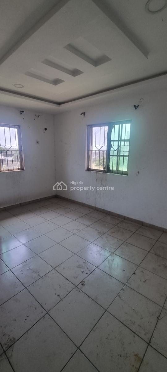 Well Maintained 2 Bedroom Flat, Tina Johnson Close Behind Coastal Road, Lekki, Lagos, Flat / Apartment for Rent