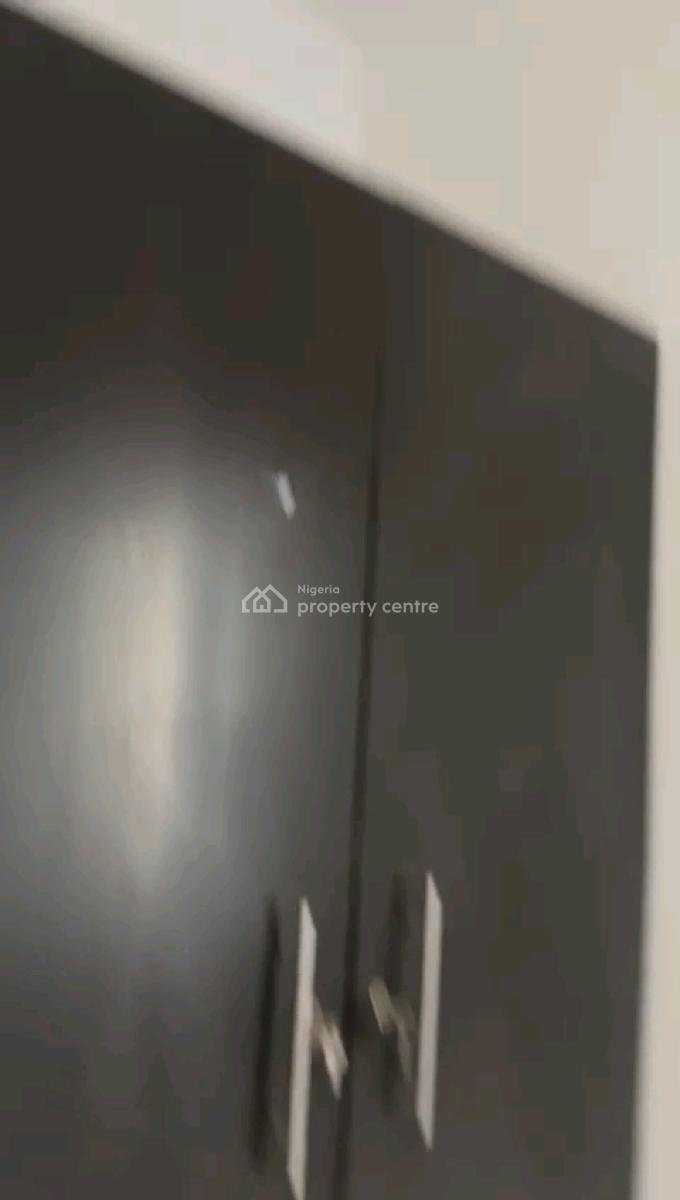 a Neatly Used and Standard 2 Bedroom Duplex, Off Palace Road, Oworonshoki, Shomolu, Lagos, Detached Duplex for Rent