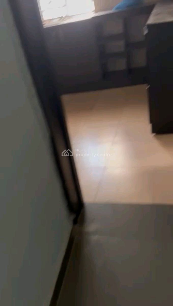 a Neatly Used and Standard 2 Bedroom Duplex, Off Palace Road, Oworonshoki, Shomolu, Lagos, Detached Duplex for Rent