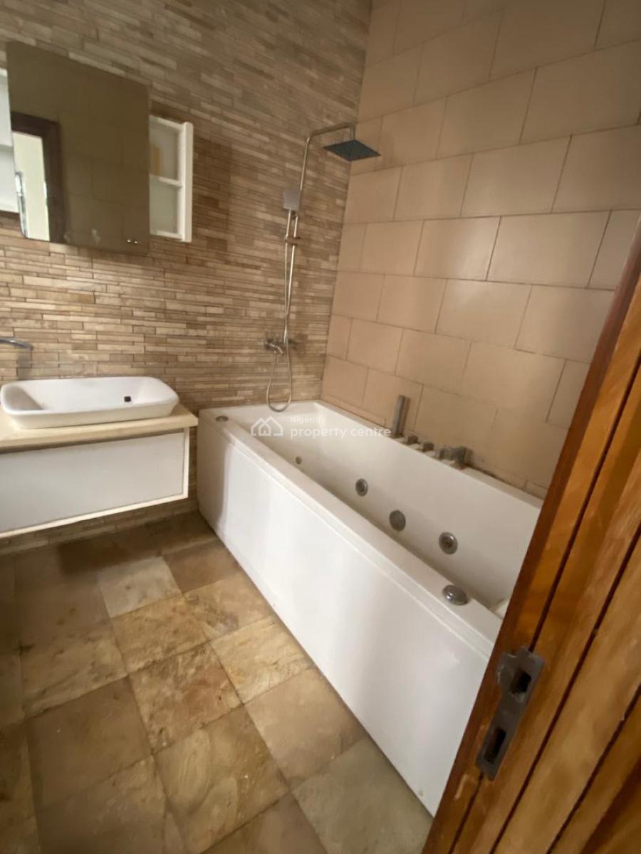 Spacious Studios Penthouse with Open Plan Kitchen, Lekki Right Hand Side Off Oniru New Market, Oniru, Victoria Island (vi), Lagos, Self Contain (single Rooms) for Rent