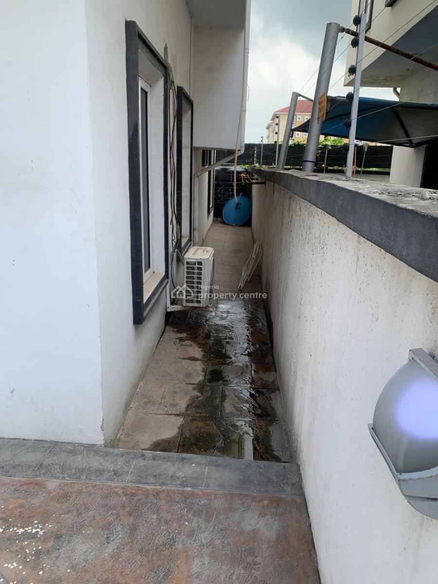 5 Bedroom Detached House + Bq, Osapa, Lekki, Lagos, Detached Duplex for Sale