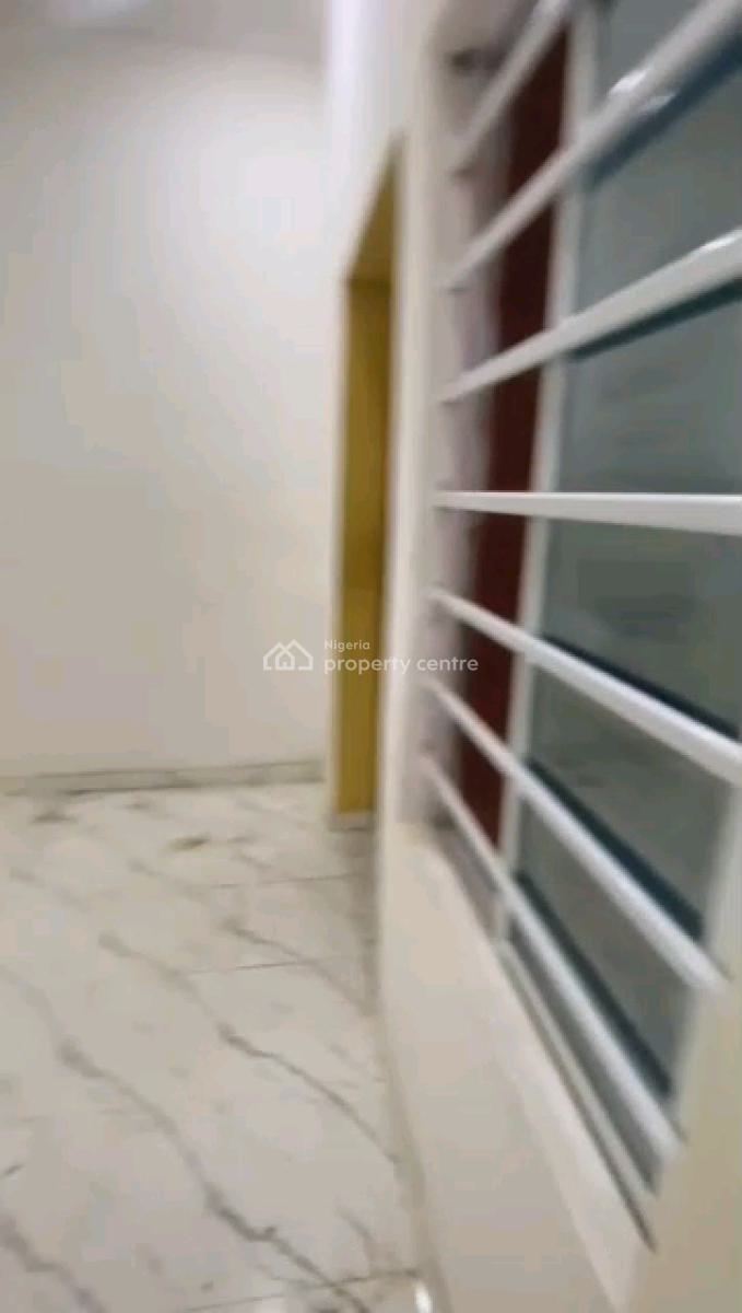 a Neatly Used and Standard Roomself Contain, Upstairs, Off Pedro Road, Shomolu, Lagos, Self Contain (single Rooms) for Rent