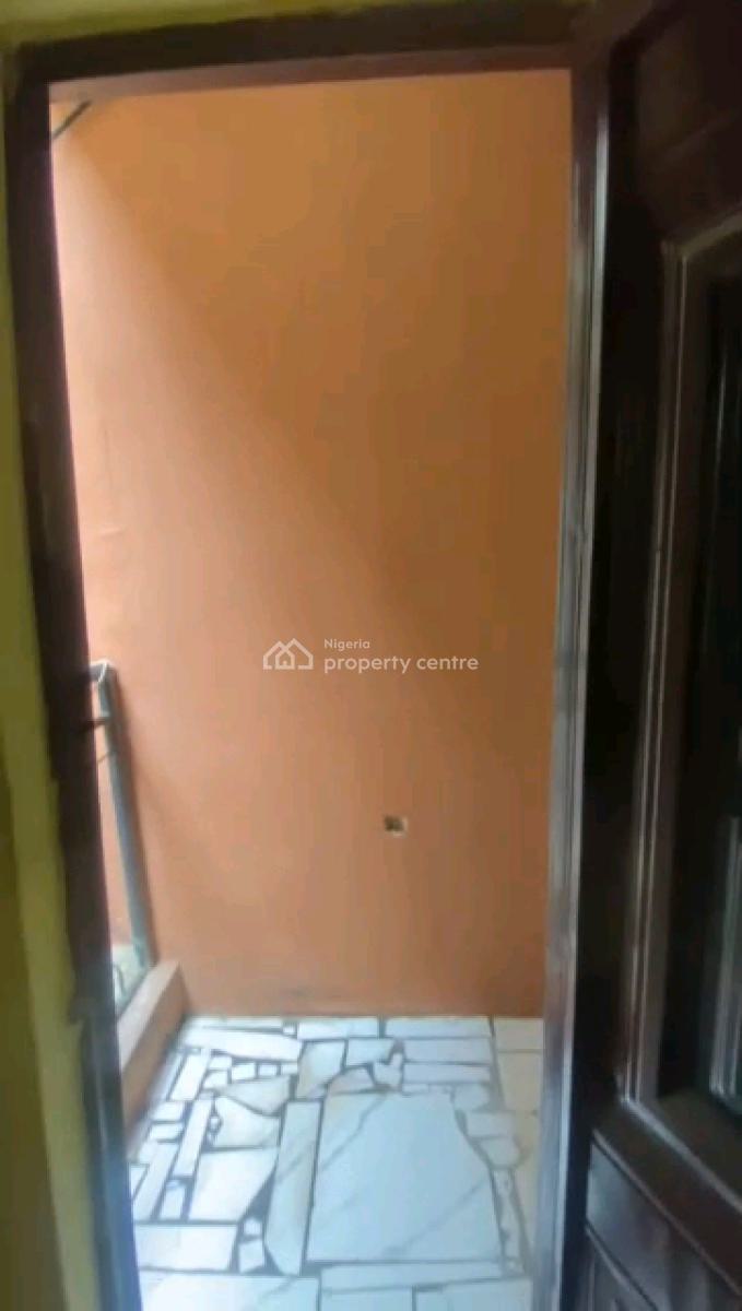 a Neatly Used and Standard Room Self Contain, Off Pedro Road, Shomolu, Lagos, Self Contain (single Rooms) for Rent